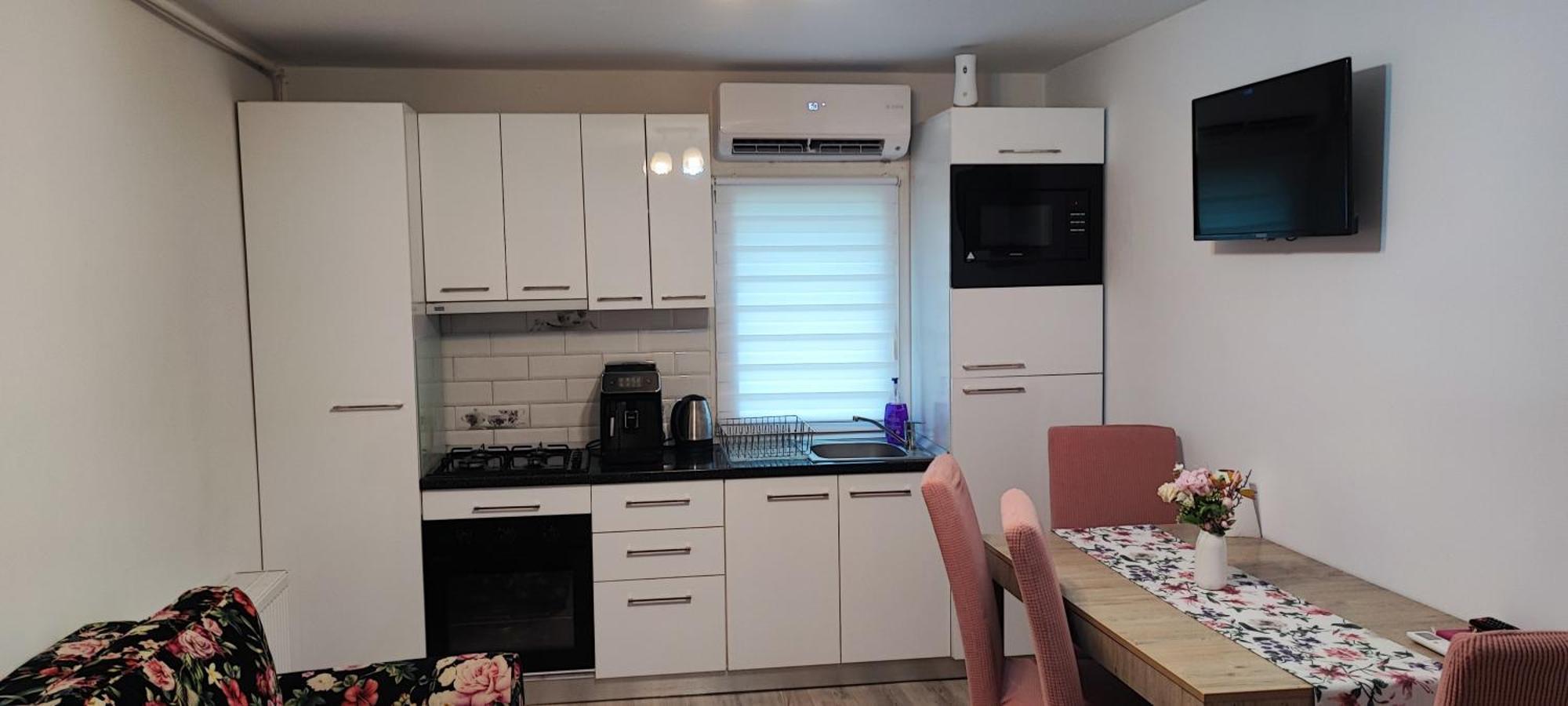 Apartament Gold Luxury Тыргу-Окна Экстерьер фото